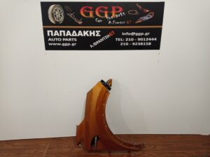 renault-captur-2020-dexi-ftero-kafe-anoichto  